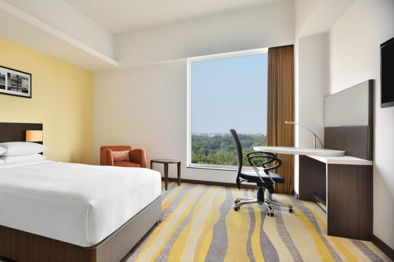 Fairfield By Marriott Ahmedabad Hotel Exterior photo